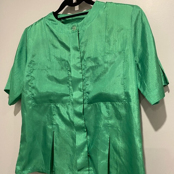VTG 80s/90s Green Silky Short Sleeve Blouse Size 10 - Picture 3 of 7